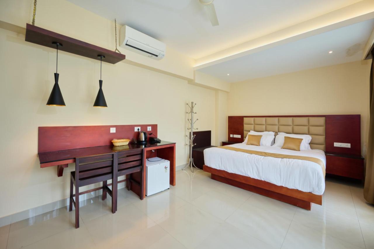 Thekkady Gavi Suites Vandiperiyar Ngoại thất bức ảnh