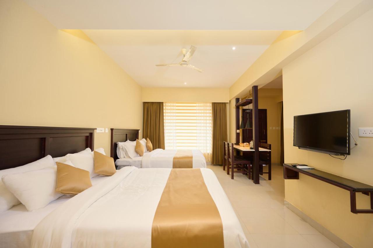 Thekkady Gavi Suites Vandiperiyar Ngoại thất bức ảnh