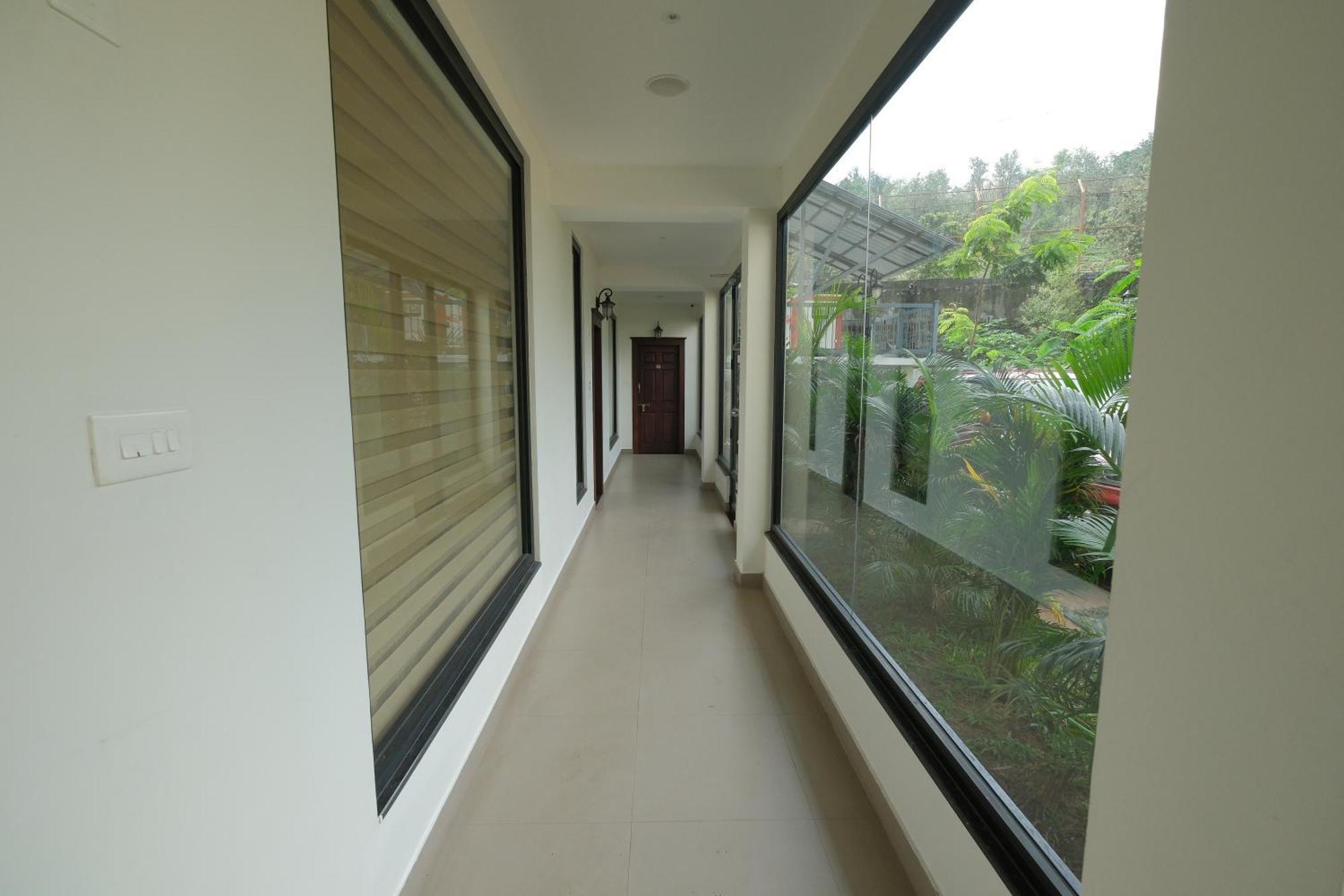 Thekkady Gavi Suites Vandiperiyar Ngoại thất bức ảnh